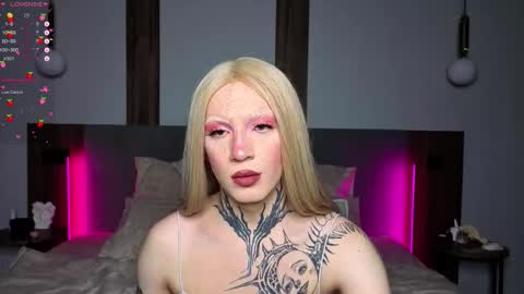 Michelle online show from February 5, 9:20 pm