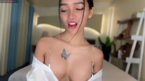 agatha online show from November 12, 2:57 am