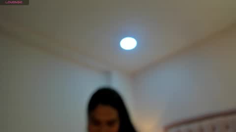 cailyn  online show from March 15, 9:40 pm