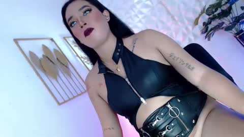 Caroline online show from September 22, 8:30 am