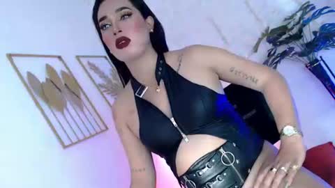 Caroline online show from September 28, 8:02 am