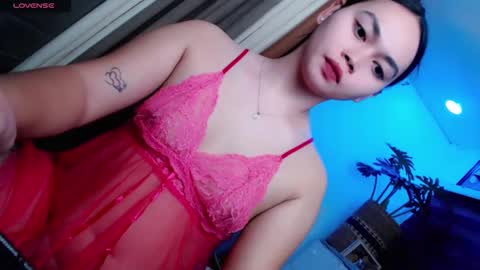 Gigi online show from December 12, 1:21 am