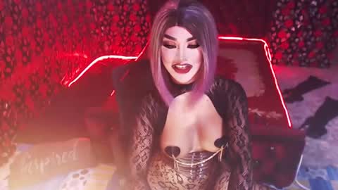 GoDDess  Chloe online show from December 3, 9:28 pm