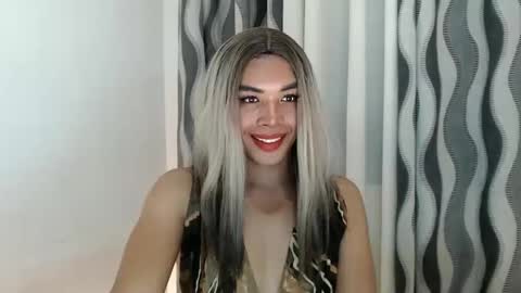 _karie_ online show from February 8, 7:09 pm