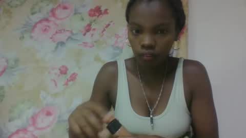 aadienne online show from April 10, 8:09 am