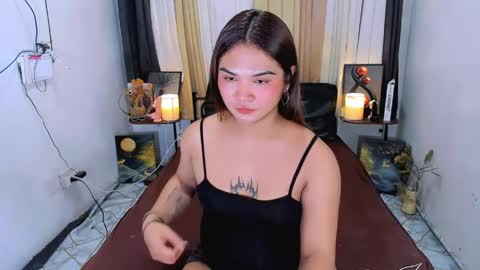 airy_lust online show from May 24, 10:56 am