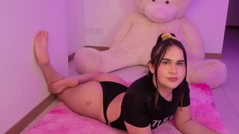 Ash             INDEPENDET MODEL  online show from April 10, 6:30 am