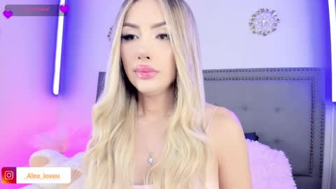Snapshot of ale_love_ chatting on September 30, 12:43 am ALE LOVE online show from September 30, 12:43 am