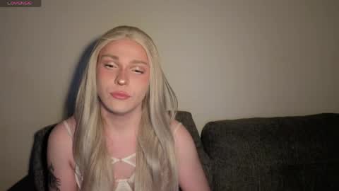 ALENA  INDEPENDENT MODEL online show from March 23, 4:06 am