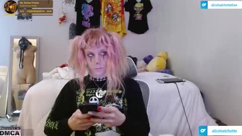 Alice Hatchette online show from October 31, 4:49 pm