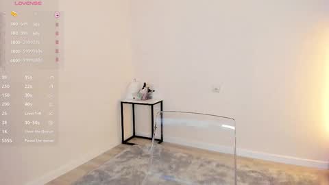 Snapshot of alina_39 chatting on October 29, 12:58 pm alina_39 online show from October 29, 12:58 pm