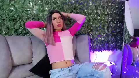 allizonkent online show from July 2, 3:23 am