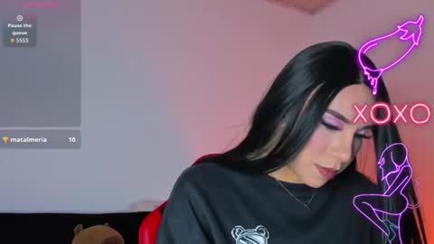 Hazel Bowie online show from October 13, 3:30 am