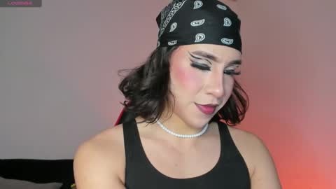 Hazel Bowie online show from December 16, 12:05 am