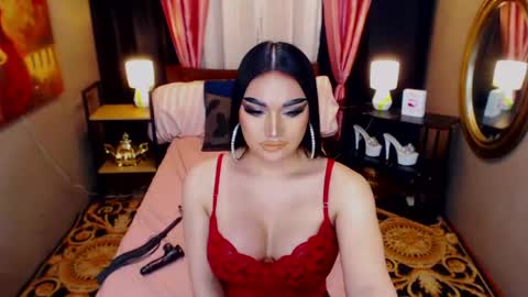 Alura Jhenson online show from May 19, 4:58 pm