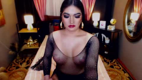 Alura Jhenson online show from May 30, 11:58 pm