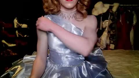 Amalie online show from March 22, 3:27 pm