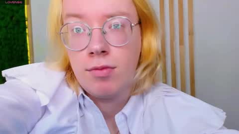 Hi im Amanda online show from May 31, 1:07 pm