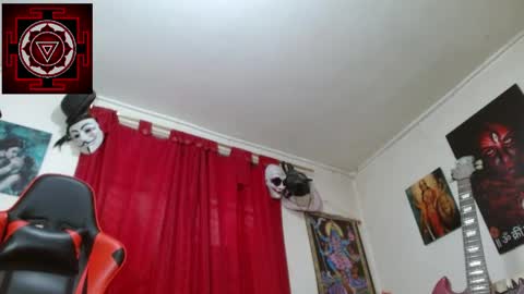 Amanda Valeska online show from April 19, 6:10 pm