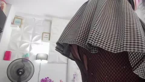 Amy Caroland online show from February 28, 3:04 am