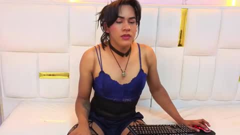 Ana  online show from October 15, 2:06 pm