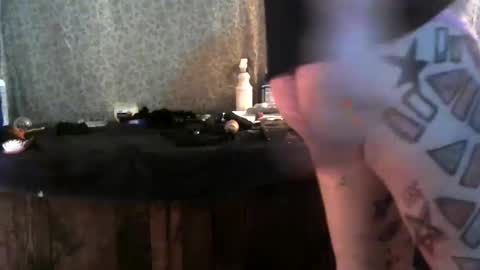 Snapshot of analwhore666 chatting on December 29, 11:08 pm kinkylilanalslut online show from December 29, 11:08 pm