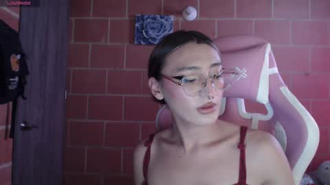 Andrea  online show from October 7, 3:46 pm