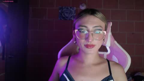 Andrea  online show from April 20, 10:44 pm