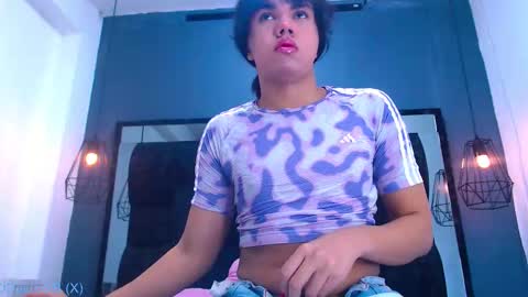 Andres Gil online show from December 17, 1:06 pm