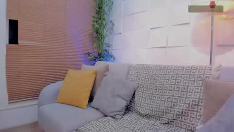 Andre Castaneda online show from January 7, 7:50 pm