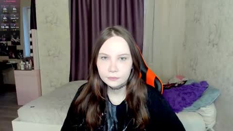 Snapshot of angel_doll585 chatting on October 11, 1:46 pm Fallen Angel online show from October 11, 1:46 pm