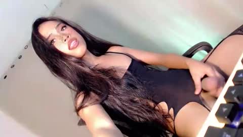 angel_grace18 online show from May 16, 11:31 am