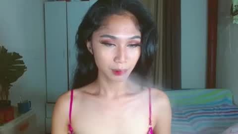 Snapshot of angela_mccollins chatting on January 19, 9:55 pm angela online show from January 19, 9:55 pm