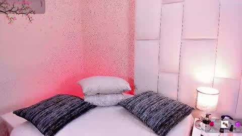 angeles_bust online show from February 16, 8:50 pm