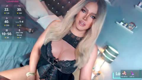 Miss Anna online show from April 25, 9:24 am