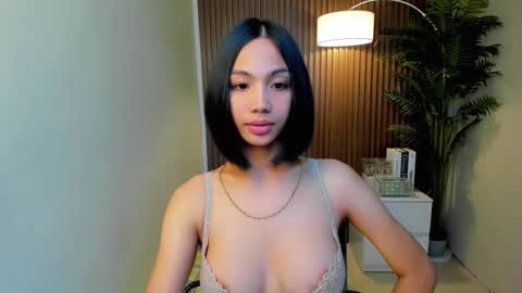 Stacy Maurice online show from December 26, 2:05 pm