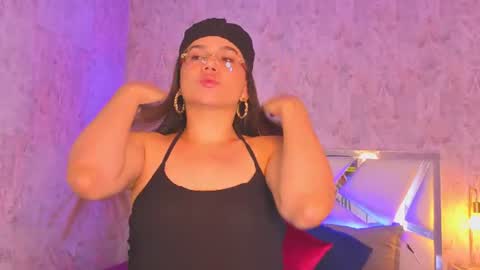 Isabella online show from June 24, 11:13 pm