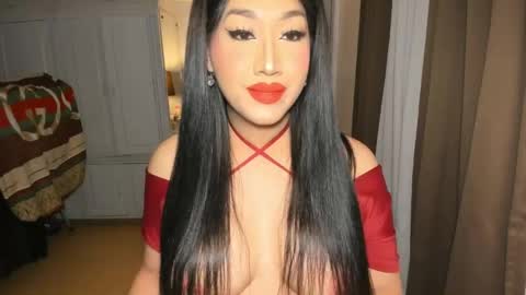 Alicia online show from April 17, 7:04 pm