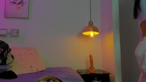 aria_millers1 online show from April 28, 11:15 am