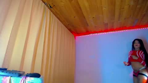 ariam_sharlott20 online show from May 30, 4:32 am
