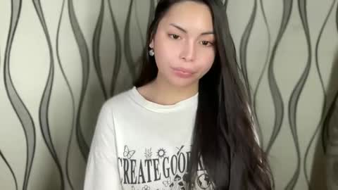 KATE MORE  online show from November 15, 5:49 am