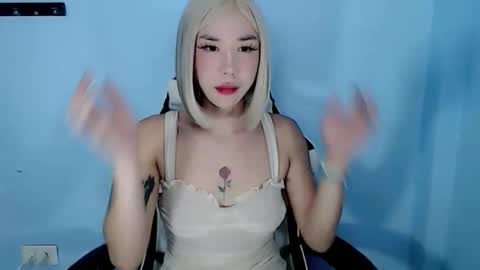 AMANDA online show from October 21, 2:58 am