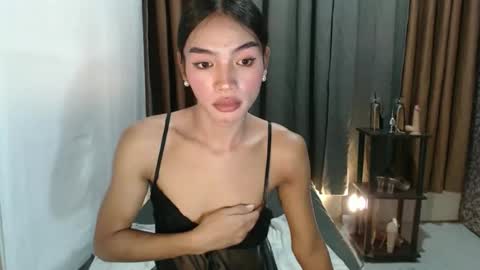 asian_cassy online show from February 15, 7:51 am