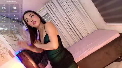 LUCI BABE online show from February 13, 9:05 am