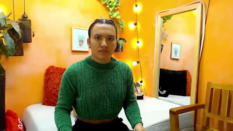 ASLY online show from January 10, 11:43 am