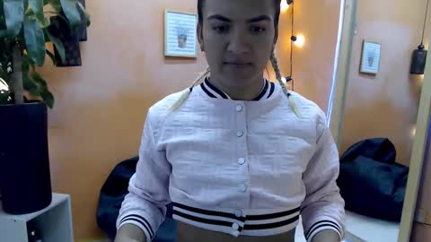 ASLY online show from January 20, 11:45 am