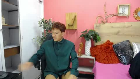 ASLY online show from April 11, 9:57 am