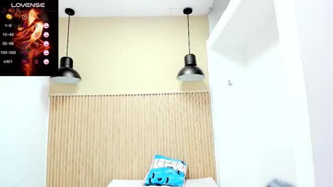 atenea online show from November 19, 8:09 pm