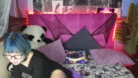 Luna online show from December 2, 9:01 pm