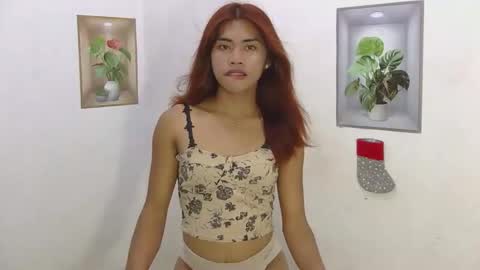 bella_bliss14 online show from February 1, 4:05 pm